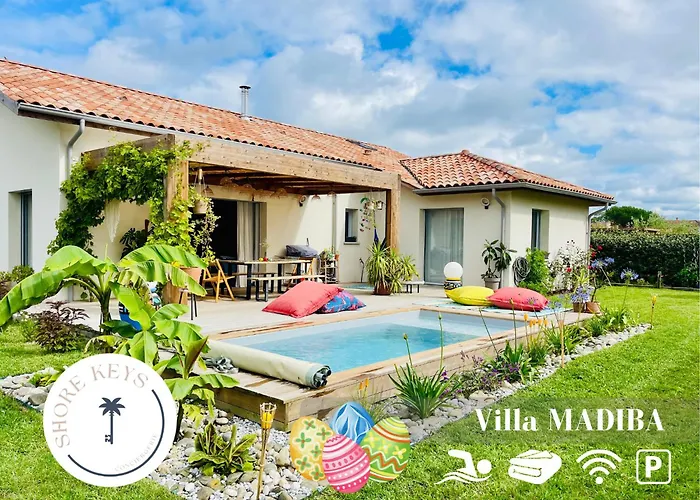 Dom wakacyjny D'exception Avec Piscine Chauffee Et Standing Seignosse